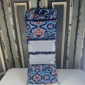 Vera Bradley Hanging Makeup organizer